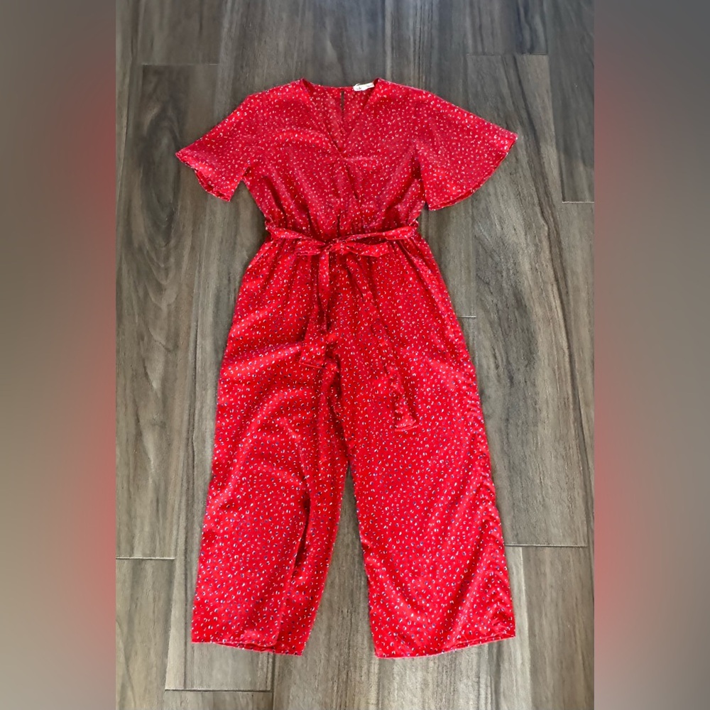 Red Wide-leg Women's Jumpsuit with Blue-white Print + Belt. Size Medium.